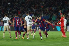 ليفاندوفسكي سجل 3 أهداف لبرشلونة (الفرنسية)