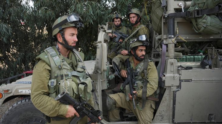كيف علق ناشطون على رفض 30 عسكريا إسرائيليا أوامر الاستدعاء؟