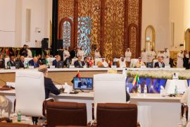 اختتام أعمال منتدى الاقتصاد والتعاون العربي مع دول آسيا الوسطى وأذربيجان في الدوحة (الجزيرة)