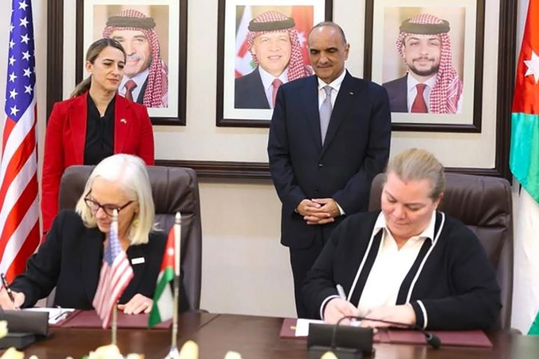 الأردن والولايات المتحدة يوقعان اتفاقية منحة مالية قيمتها الإجمالية 845.1 مليون دولار لدعم موازنة المملكة