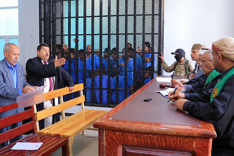 الحوثيون يواصلون محاكمة متهمين بمزاعم "التخابر" (سبأ الحوثية)
