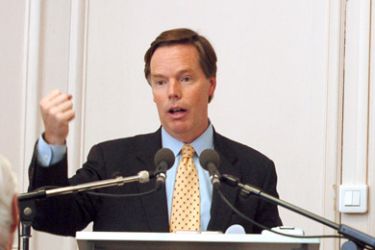 US Under-secretary of State for Political Affairs Nicholas Burns holds a press conference, 31 October 2007 at the American university of Paris. Burns called on Europeans