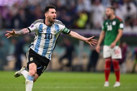 منتخب الأرجنتين عوض خسارته في المباراة الأولى أمام السعودية